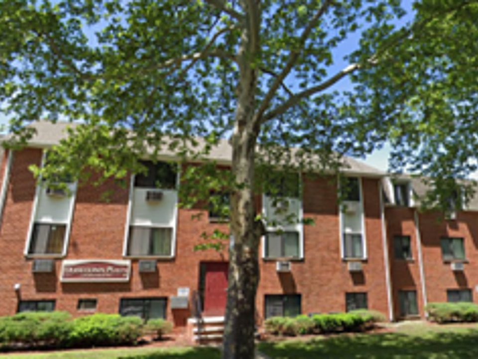 1st image of 19 Long St #19D