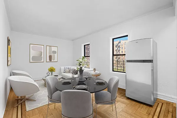 Sold by Oxford Property Group | media 3