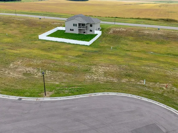 613 W Dianne St, Crooks, SD 57020
