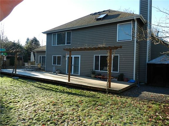 4th image of 3415 111th Ave SE