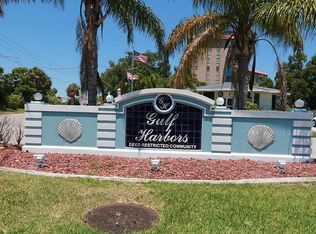 4003 Headsail Dr, New Port Richey, FL 34652