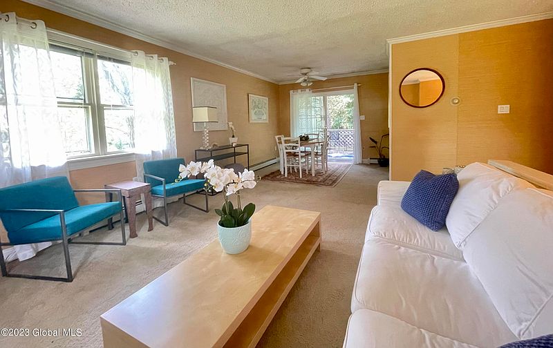 3rd image of 32 Quail Court