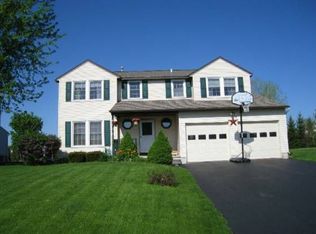 5224 Brescia Path, Clay, NY 13041