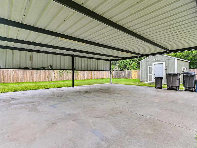 5220 Krueger Dr — Photo 12