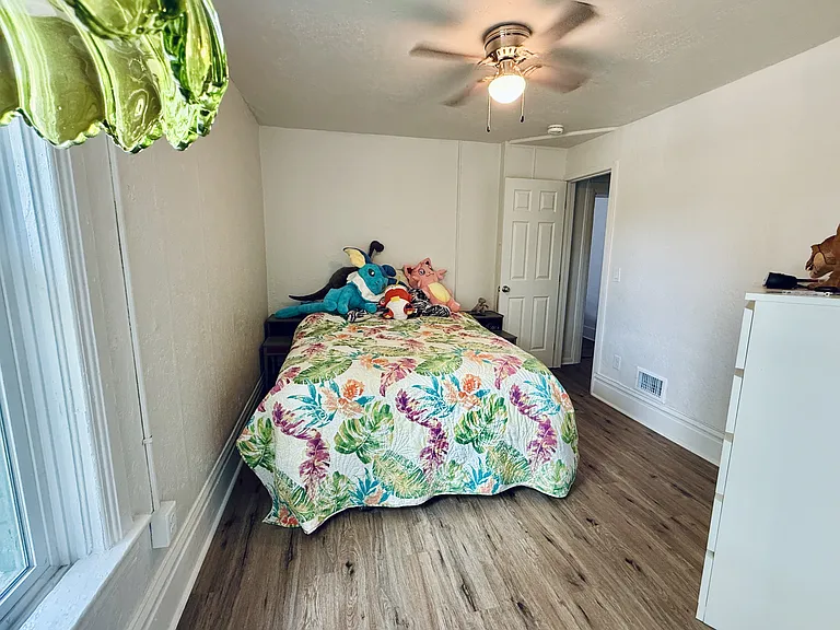 2535 Adams Ave #4 — Photo 8