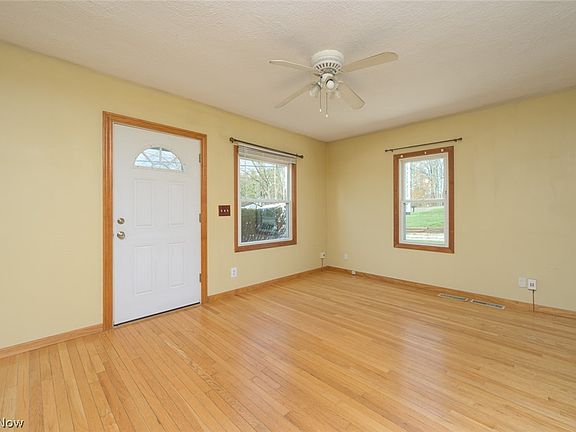 5th image of 6442 Spring St