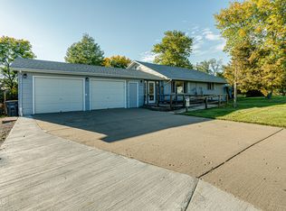 908 Northgate Rd, Washburn, ND 58577