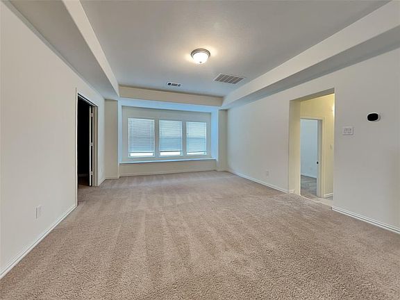 3rd image of 27943 Castle Park Ln