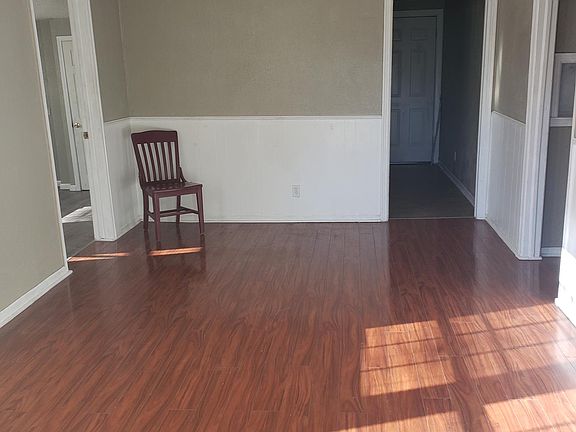 2nd image of 306 W Rollins St
