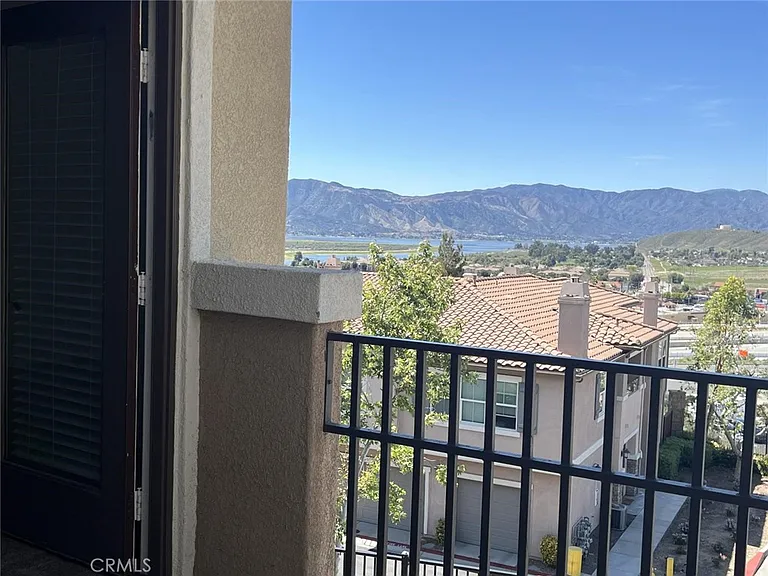 15329 Oak Tree Dr — Photo 43