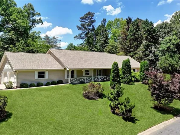 2861 Interlaken Dr, Marietta, GA 30062