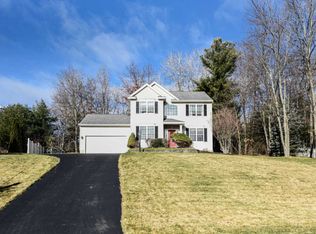 8 Delta Way, Halfmoon, NY 12065