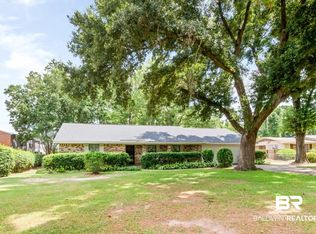 4 Confederate Dr S, Spanish Fort, AL 36527