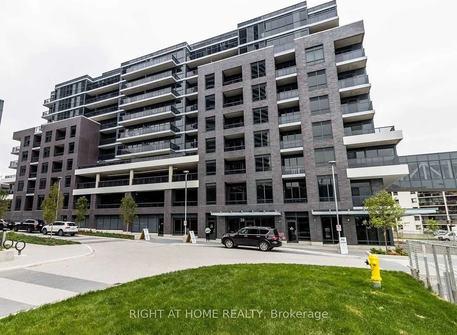2 bed, $2,400 — Photo 1
