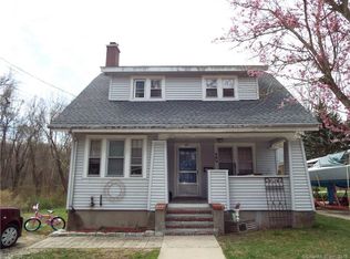 110 Ridgewood Ave, Waterford, CT 06385