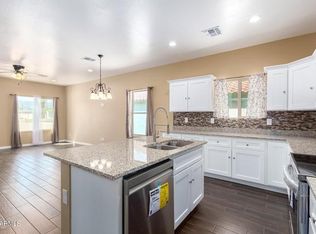 826 E Alta Vista Rd, Phoenix, AZ 85042