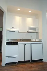 Rented by Tower Brokerage