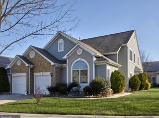 17 Trainor Cir, Bordentown, NJ 08505