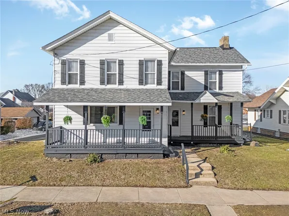 241 E Lisbon St, Waynesburg, OH 44688