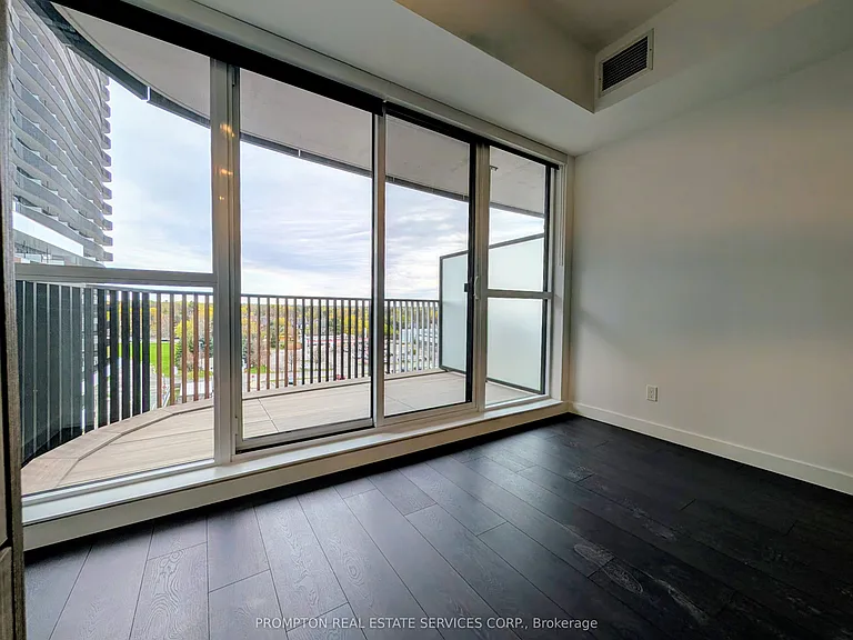 18 Esther Shiner Blvd #653 — Photo 6