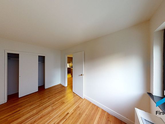 5th image of 50 Prince St APT 4N