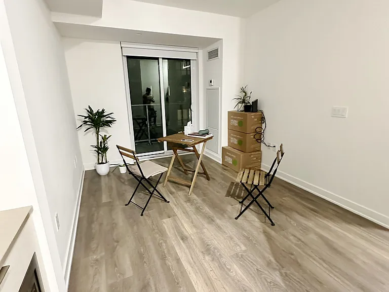 195 Redpath Ave #3416 — Photo 4