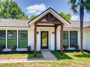 409 Whitetail Dr, Manchaca, TX 78652