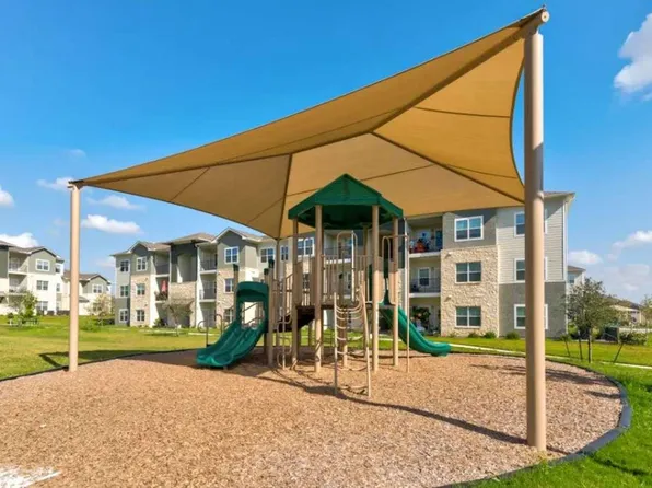 Mesa West Apartment Homes