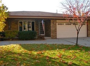 37779 Lola Dr, Sterling Heights, MI 48312