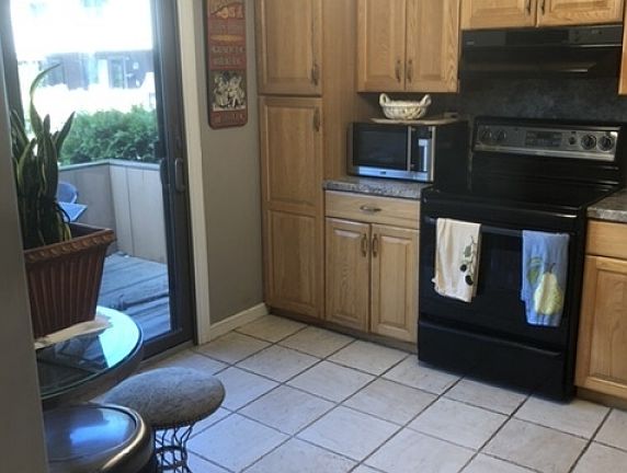 2nd image of 55 Heritage Dr APT D