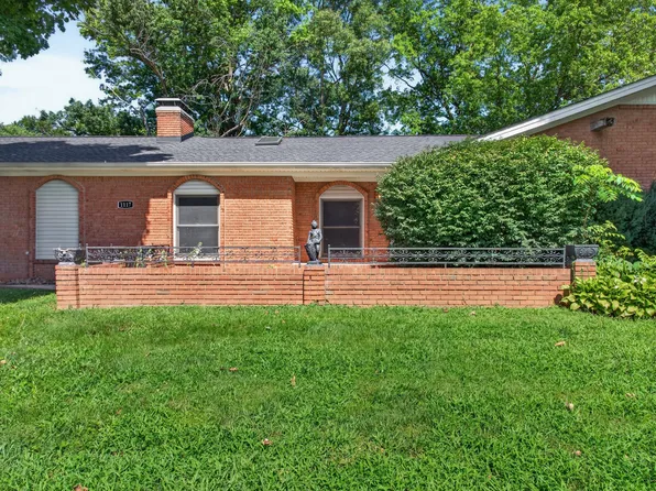 1117 Black Oak Ln, Hopkinsville, KY 42240