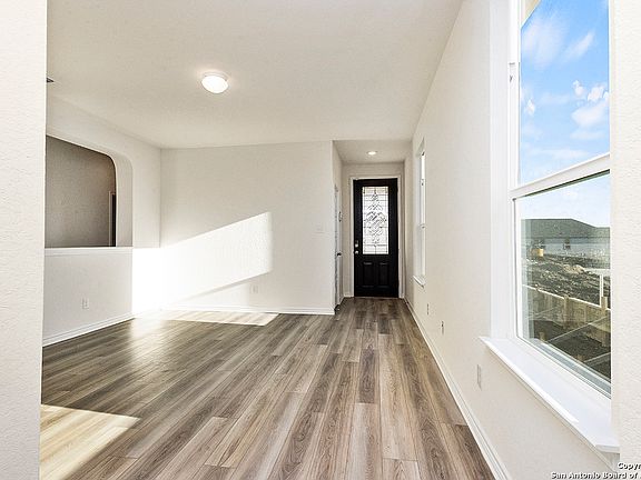 3rd image of 13027 Club House Blvd