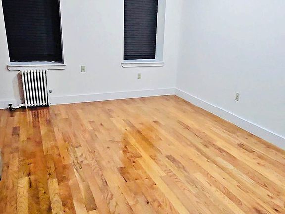 4th image of 206 E 32nd St APT 2FW
