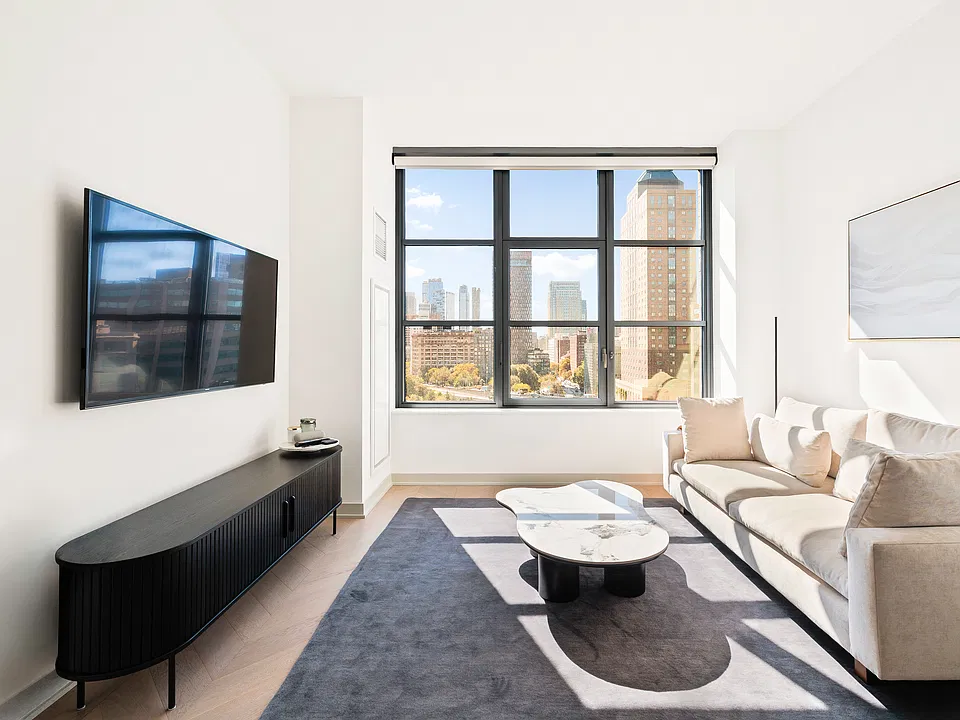 85 Jay St #11J