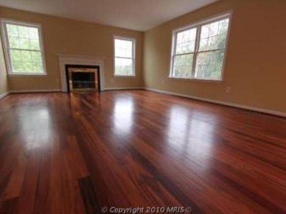 3rd image of 9148 Hannah Dustin Ln