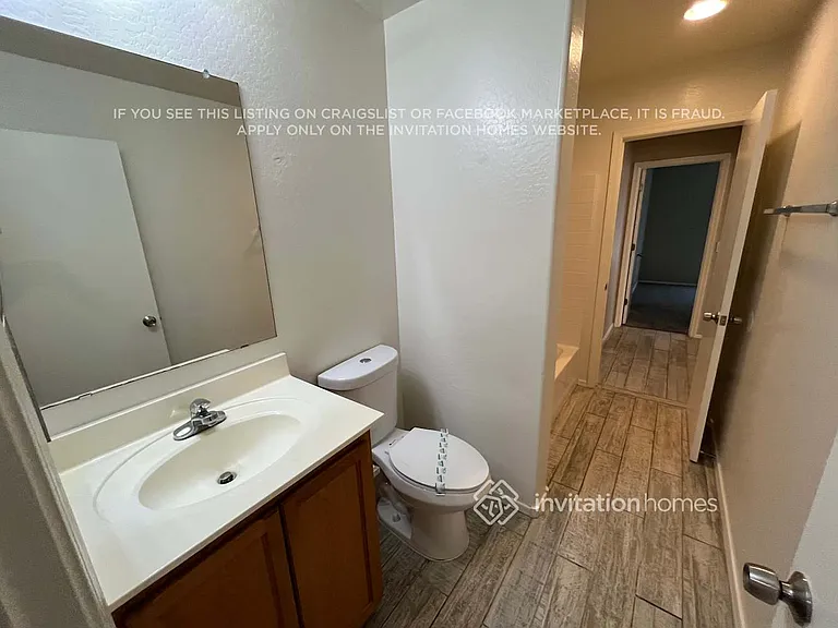 11310 N 161st Dr — Photo 18