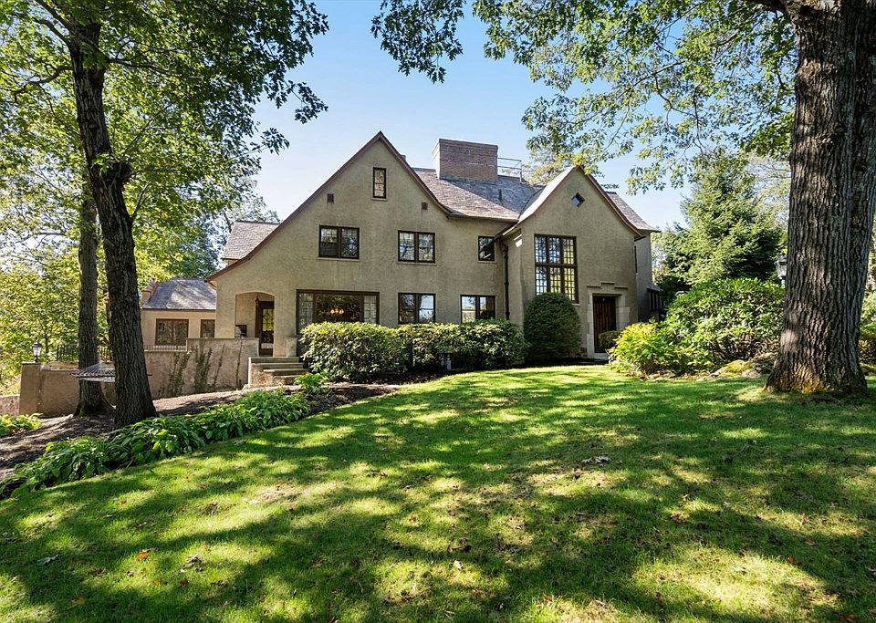 1st image of 44 Bradford Rd