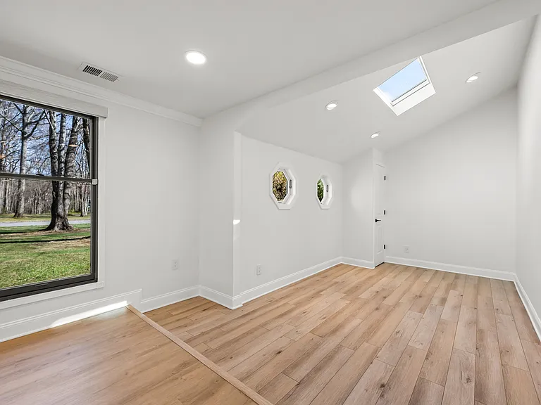27 Meadowview Rd — Photo 21