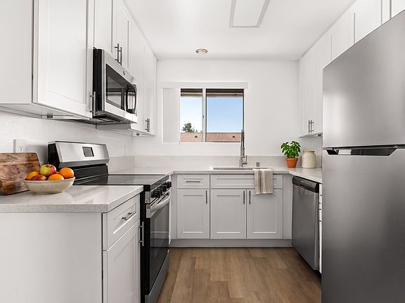 4th image of 511 14th St #D06