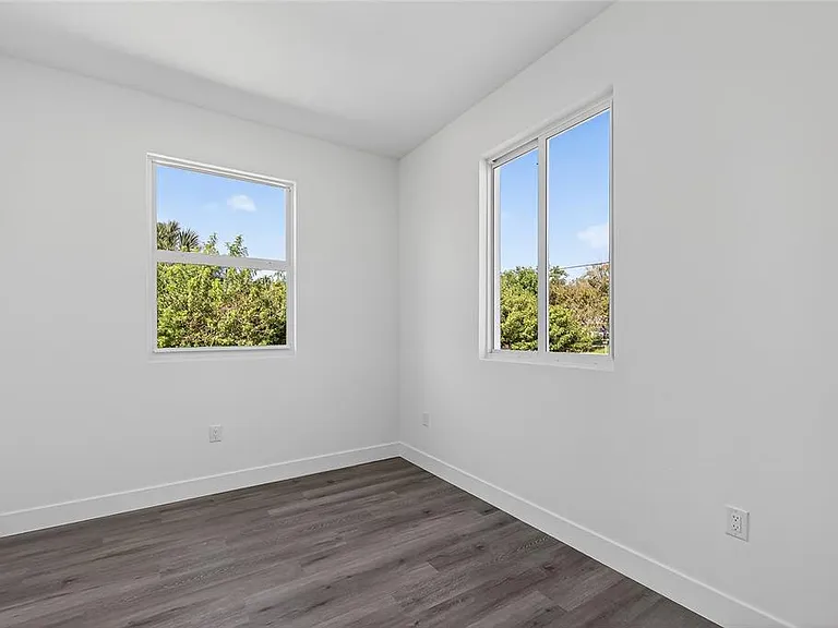 511 Sweetwater Dr — Photo 39