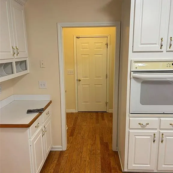 220 Cross Creek Dr — Photo 6