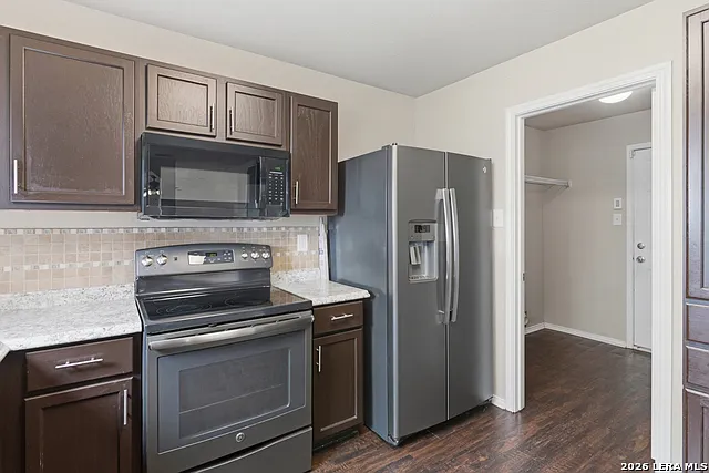 25513 Gold Yarrow — Photo 34
