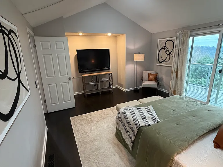 13603 SE 55th Pl — Photo 40