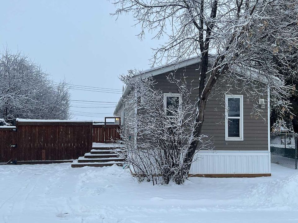 1st image of 404 6th Ave NW #17