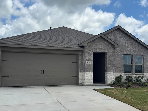 200 Bandit Trl, Terrell, TX 75160