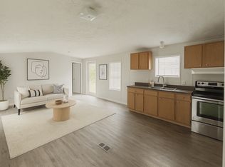 3645 W Raleigh Cir, Peoria, IL 61604