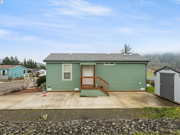 119 Oak Leaf Ln, Winston, OR 97496
