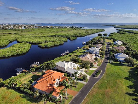 2nd image of 4050 Lea Marie Island Dr