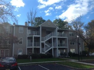 81 Lindsey Ct #4020, Franklin Park, NJ 08823