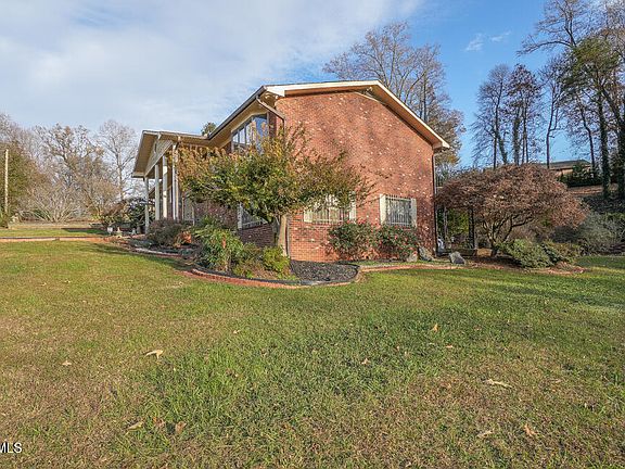 4th image of 1242 Top Hill Cir